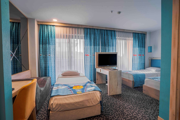 Bedroom 4, Leman Hotel - Boutique Class, Merkez