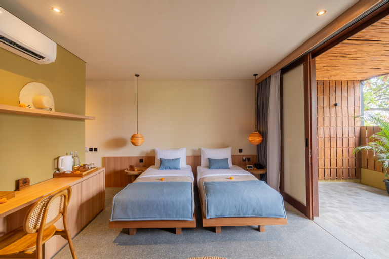 Canggu Cabana Resort By Ini Vie Hospitality - Tap to explore photos