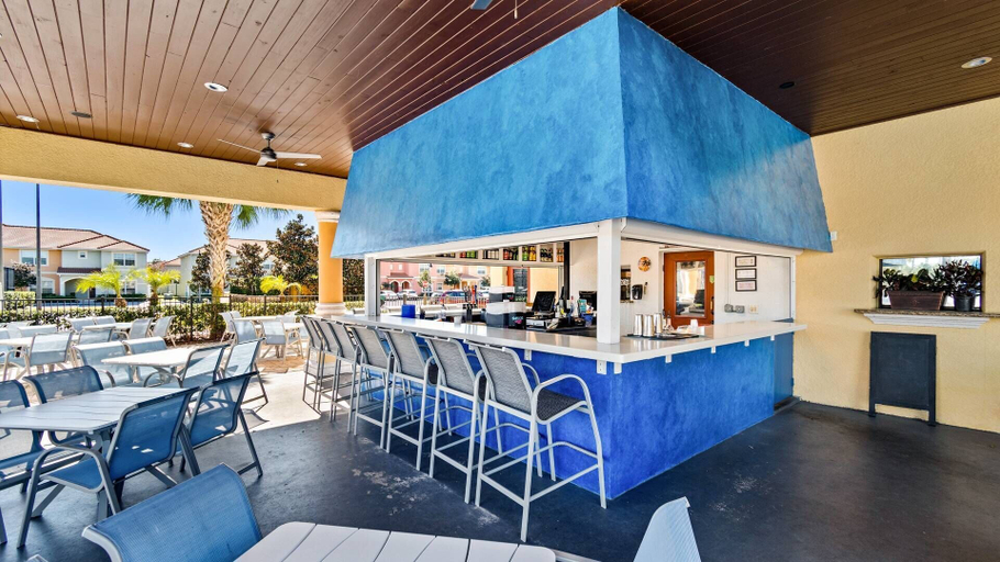 Food & Drinks 5, 8960 Majesty Palm rd, Osceola