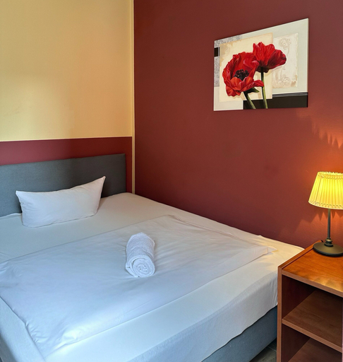 Bedroom 3, Altstadthotel Ilsenburg, Harz