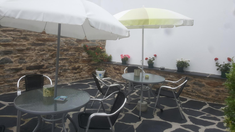 Others 3, Pension Boavista, Lugo