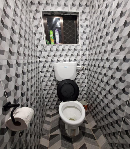 Bathroom 3, Mount Olivet House, Rewa