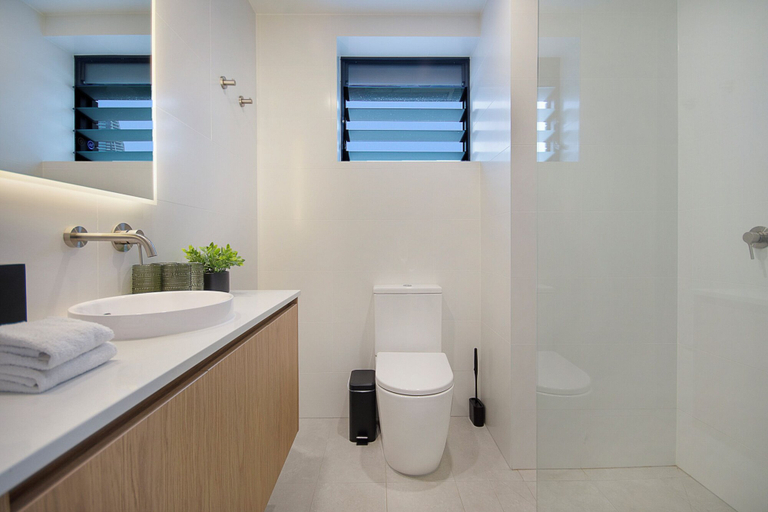 Bathroom 4, The Shores Surfers Paradise Apartments, Gold Coast