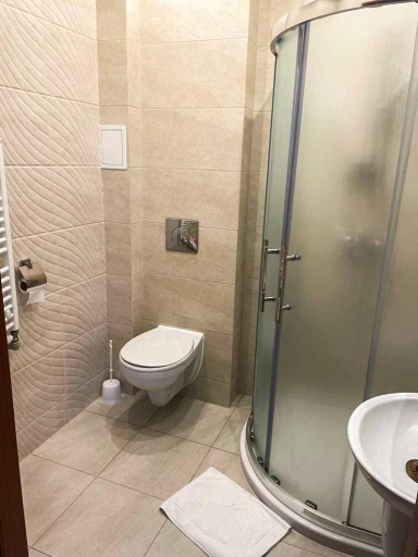 Others 5, Centrum Lecznicze Glinik, Gorlice