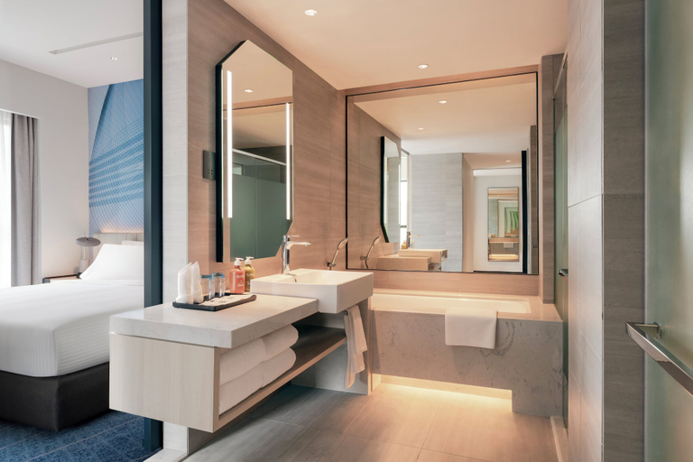Bathroom 5, Holiday Inn Kuala Lumpur Bangsar, Kuala Lumpur