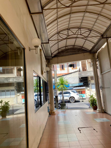Entrance 5, Wantana Mansion Check in before 8 pm, Hat Yai