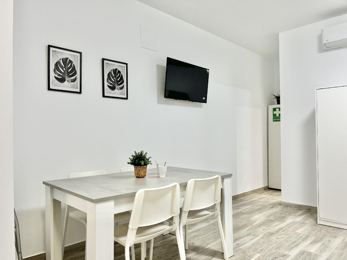 Others 4, Los Tilos Suites-Vialia, Málaga