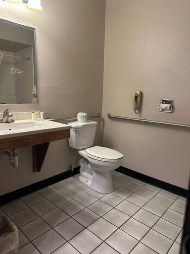Bathroom 4, Super 8 by Wyndham West Branch, Ogemaw