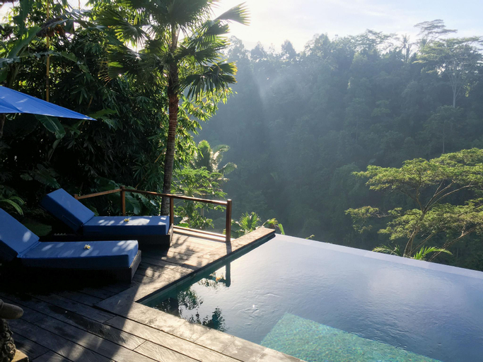 Swimming Pool 12