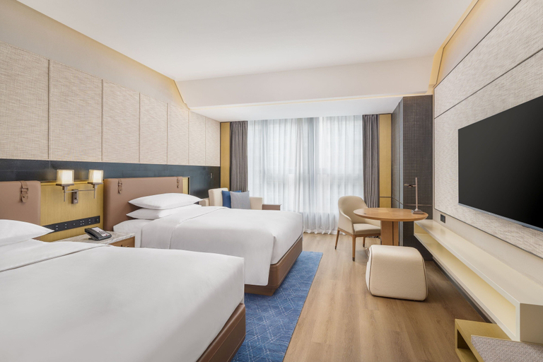 Bedroom 2, Luoyang Marriott Hotel, Luoyang