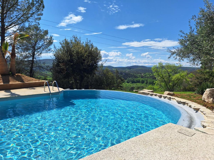 Sport & Beauty, Logis Hotel Le Clos Des Sullys, Gard