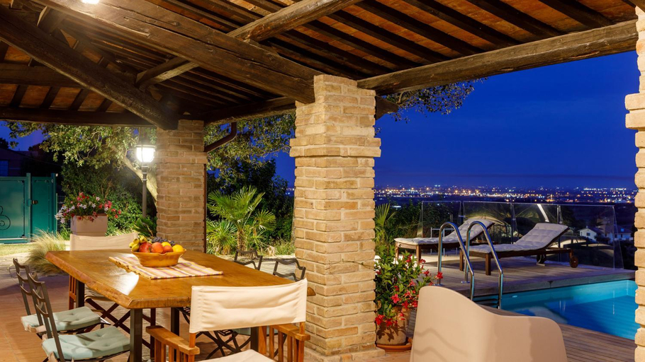 Food & Drinks 5, Villino Bruna 6, Emma Villas, Forli' - Cesena