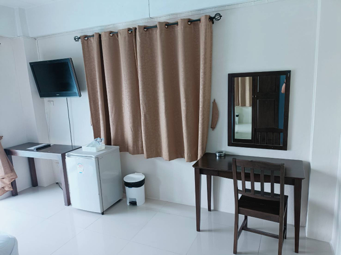 Others 5, Si Fah at Bangsaen Hotel, Muang Chon Buri