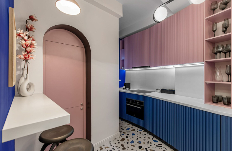 Room 3, Holt - Birds of Paradise, Municipiul Bucuresti
