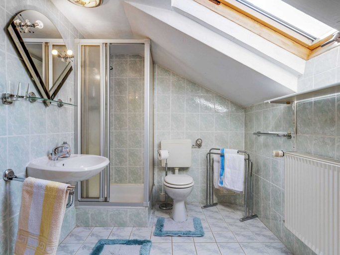Bathroom 5, Bauernhof in Spandlberg am Hohe Bogen, Cham