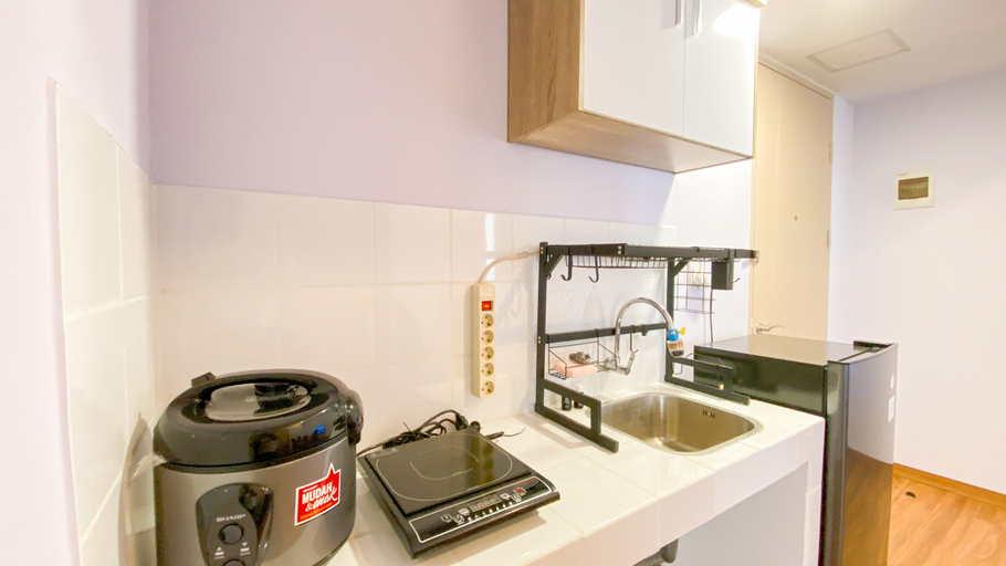 Others 4, Good and Warm 2BR at Tokyo Riverside PIK 2 Apartment By Travelio, Tangerang