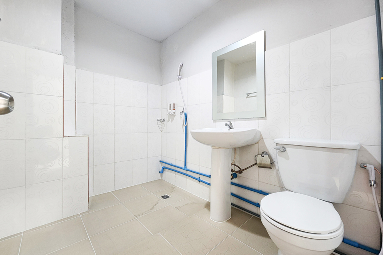 Bathroom 5, Freesia Bangphi Guest House, Bang Phli