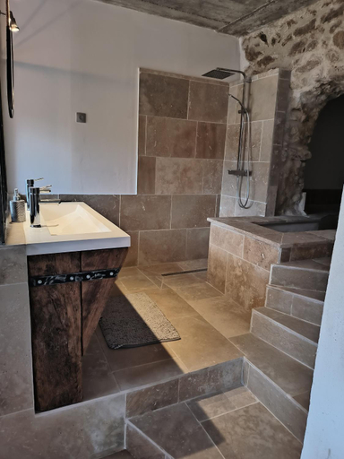 Bathroom 3, L'Escale des Dentelles SPA Piscine au MONT VENTOUX, Vaucluse