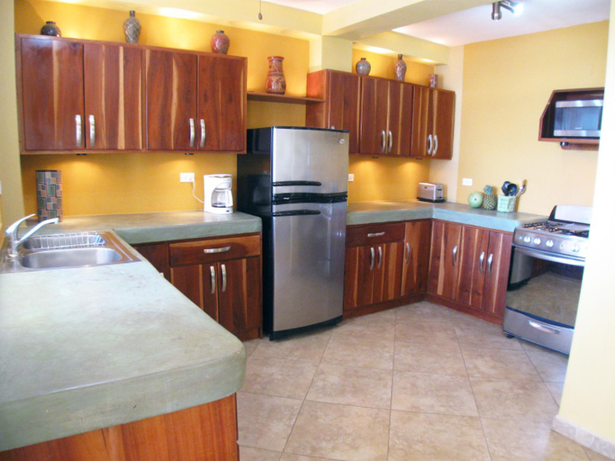 Others 5, Beachfront Condo El Torreon San Juan del Sur, Tola