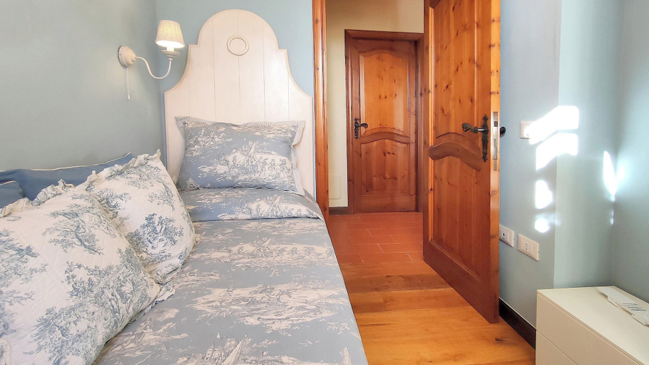 Bedroom 3, 3734 Villa Villacolle by Barbarhouse, Pesaro E Urbino