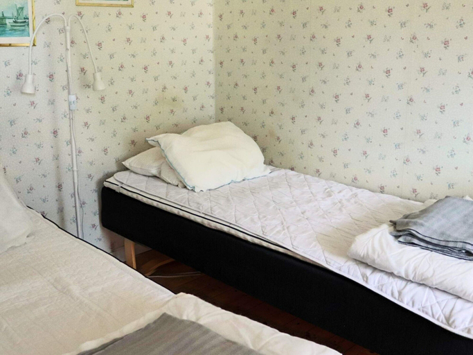 Bedroom 3, 4 Person Holiday Home in Ugglarp, Falkenberg