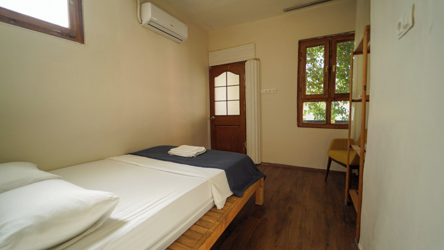 Bedroom 2, Pin Traveler House & Cocktail, Merkez