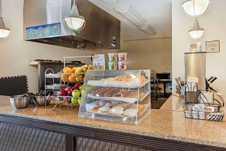 Food & Drinks 5, Best Western Plus Eagleridge Inn & Suites, Pueblo