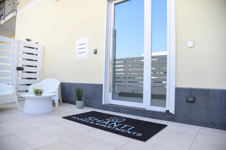 Others 4, Shanti Rooms & Apartments Risorgimento, Napoli