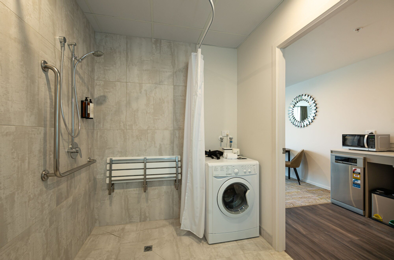 Bathroom 4