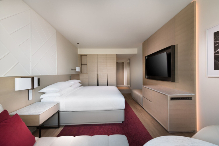 Bedroom 25