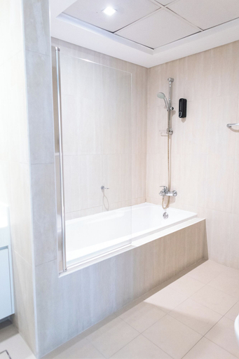 Bathroom 3, HAPPY SEASON I Al Bateen Residences, Dubai