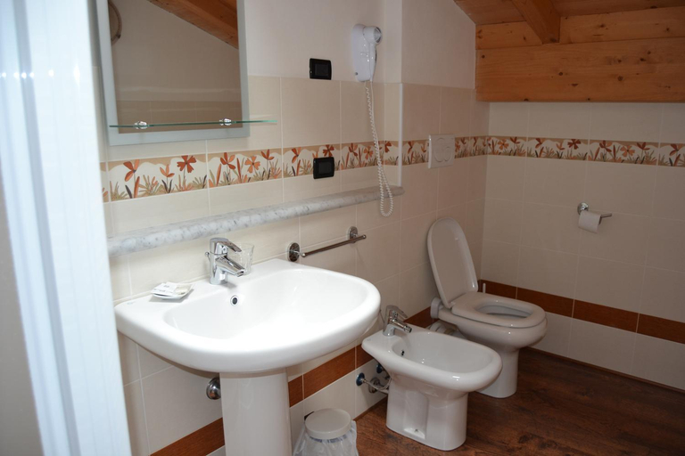 Bathroom 3, Agriturismo Corte Maccini, Verona