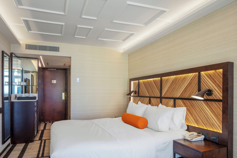 Bedroom 4, Renaissance Tel Aviv