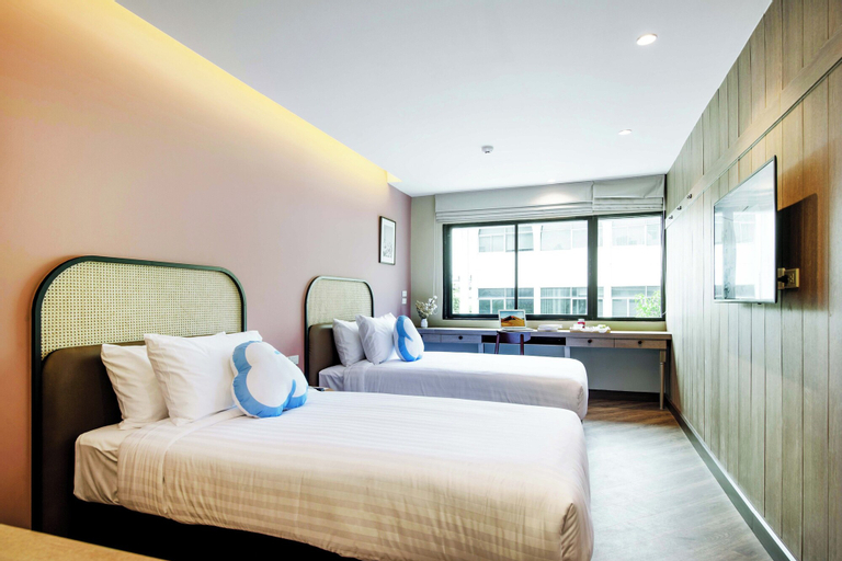 Bedroom 25