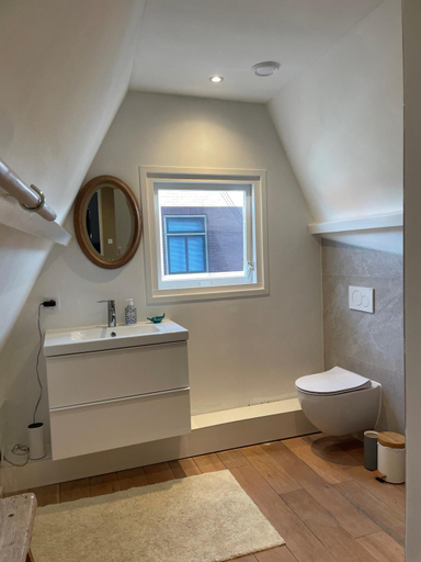 Bathroom 3, Het Heertje, Texel