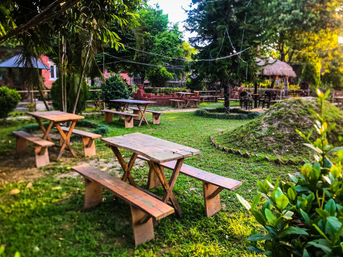 Food & Drinks 3, Hotel Tharu Garden And Beer Bar, Narayani