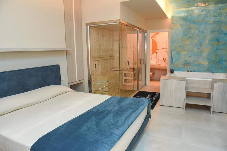Others 2, Shanti Rooms & Apartments Risorgimento, Napoli