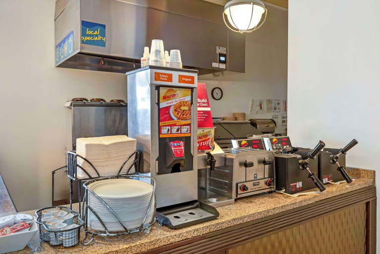 Food & Drinks 5, Best Western Plus Eagleridge Inn & Suites, Pueblo