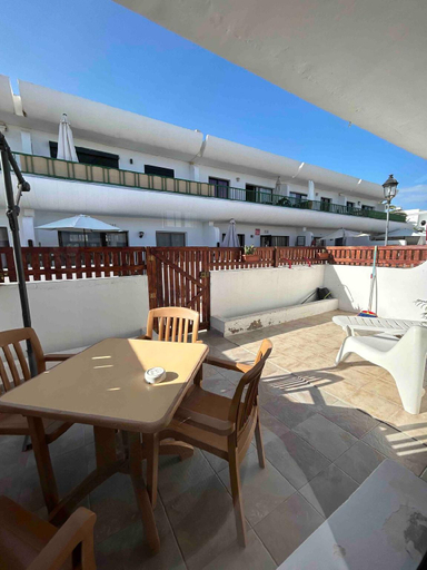 Food & Drinks 5, RentHome Dunasol 350, Las Palmas