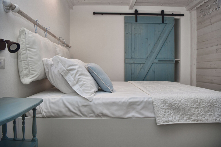 Bedroom 3, Ca' de Sota by Wonderful Italy, Como