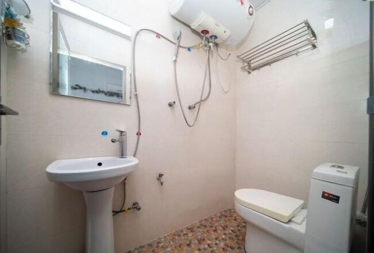 Bathroom 3, Yunshuiyao Yunshui Guest House, Zhangzhou