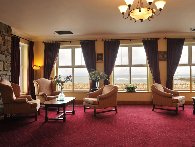 Public Area 2, Fitzgerald's Hotel