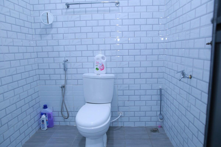 Bathroom 3, Green Dream Homestay 3 KB 3 Aircond Room with Wifi, Kota Bharu