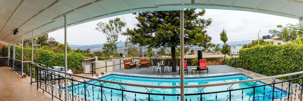 Others 3, Home with Swimingpool, Gasabo