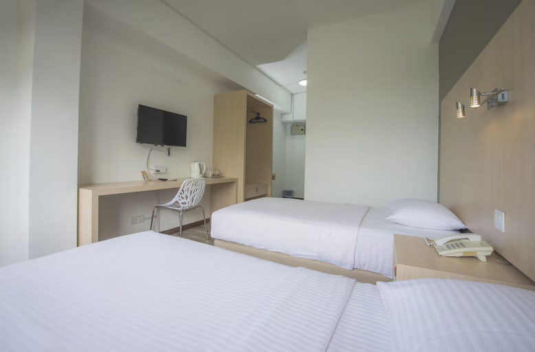 Bedroom 5, YMCA Penang, Penang Island