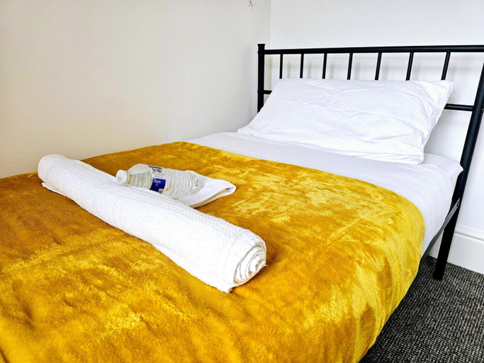 3, The Private Rooms in Paddington, London