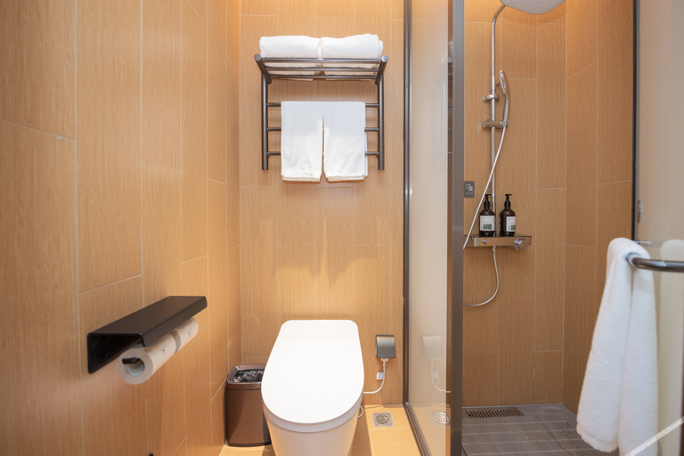 Bathroom 3, Ji Hotel Haian Party School, Nantong