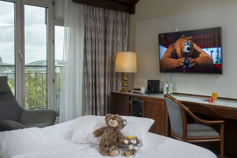 Bedroom 4, Maritim Hotel Köln, Köln