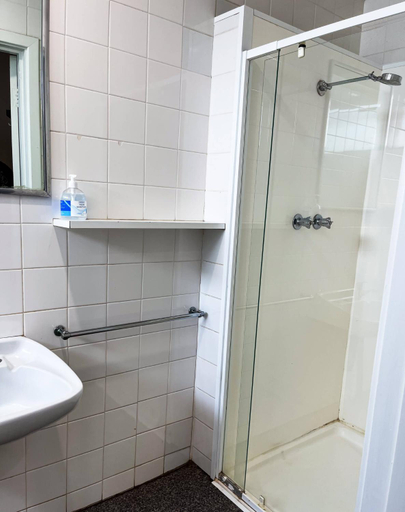 Bathroom 9