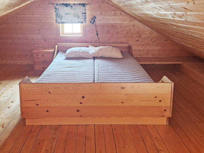 Bedroom, 6 Person Holiday Home in Nordli, Lierne